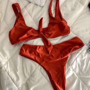 SUPER flattering burnt orange bikini🧡